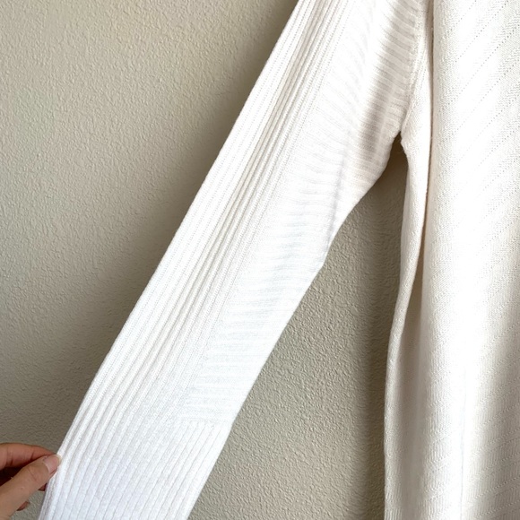 Liz Claiborne Cowl Neck With Buttons Sweaters - Picture 2 of 9